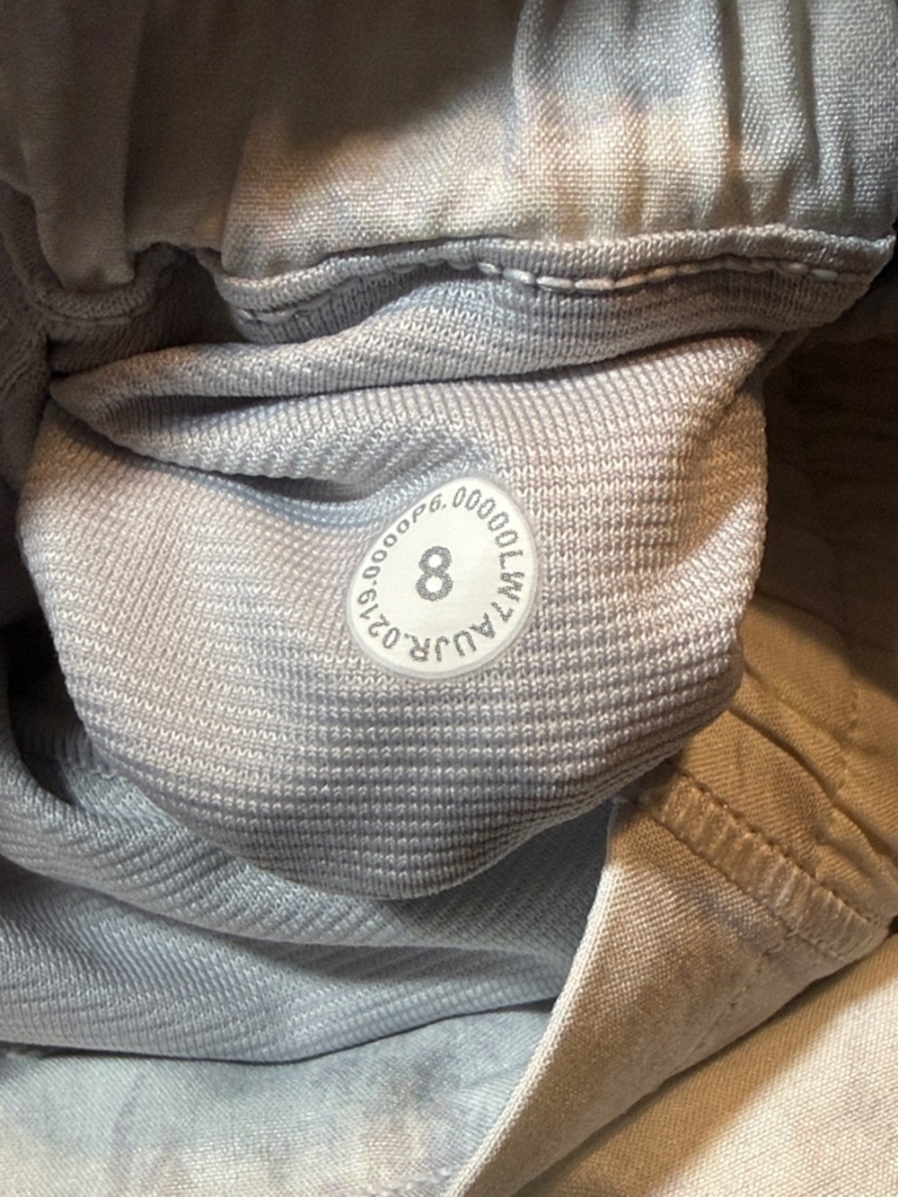 Lululemon Hotty Hot Short Jasmine White Multi 2.5 Size 8 - Picture 5 of 5
